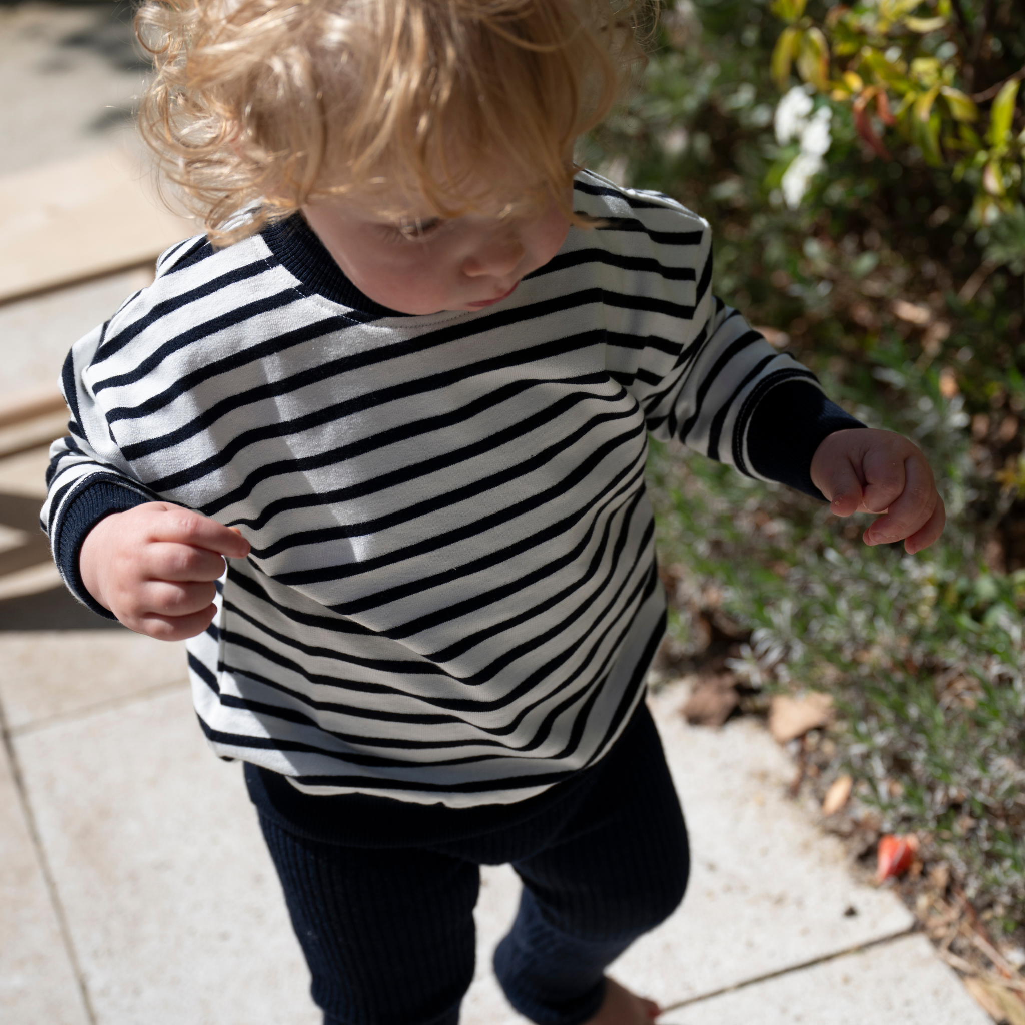Sweatshirt "Caspar" in offwhite marine