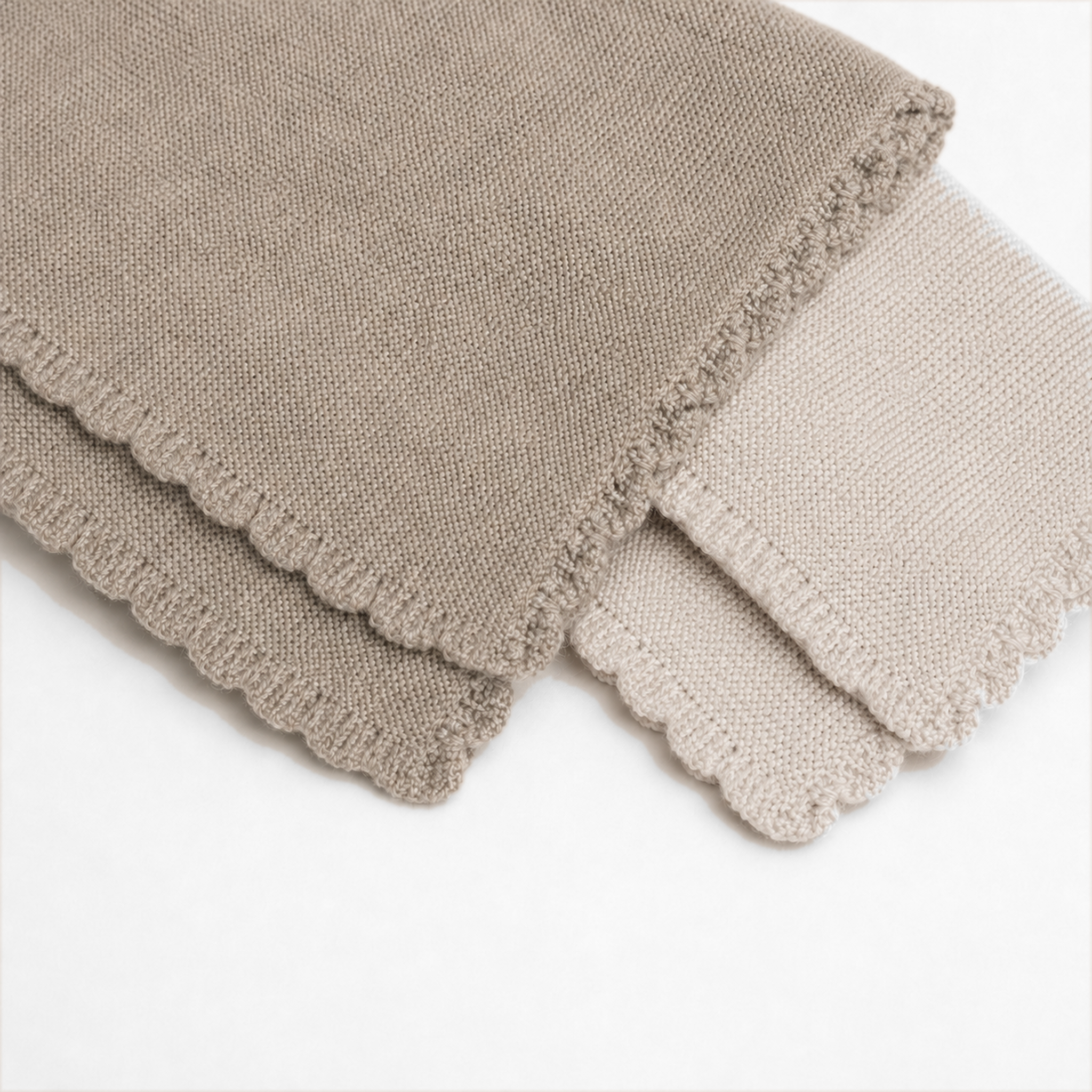 Blanket "Ida" with ajour pattern in camel melange