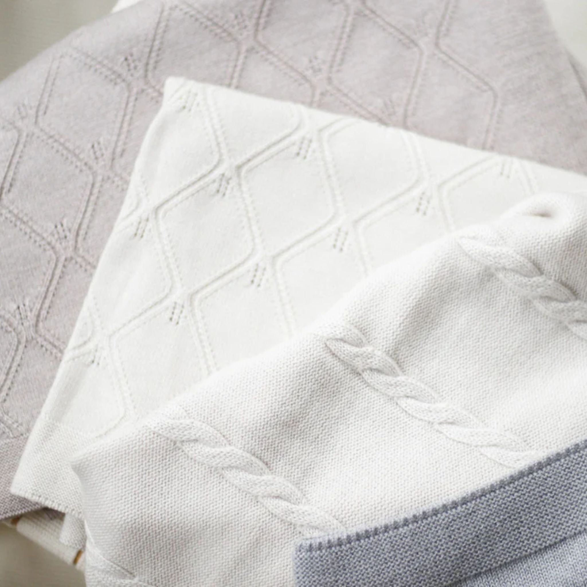 Kuscheldecke "Ilsa" in creme