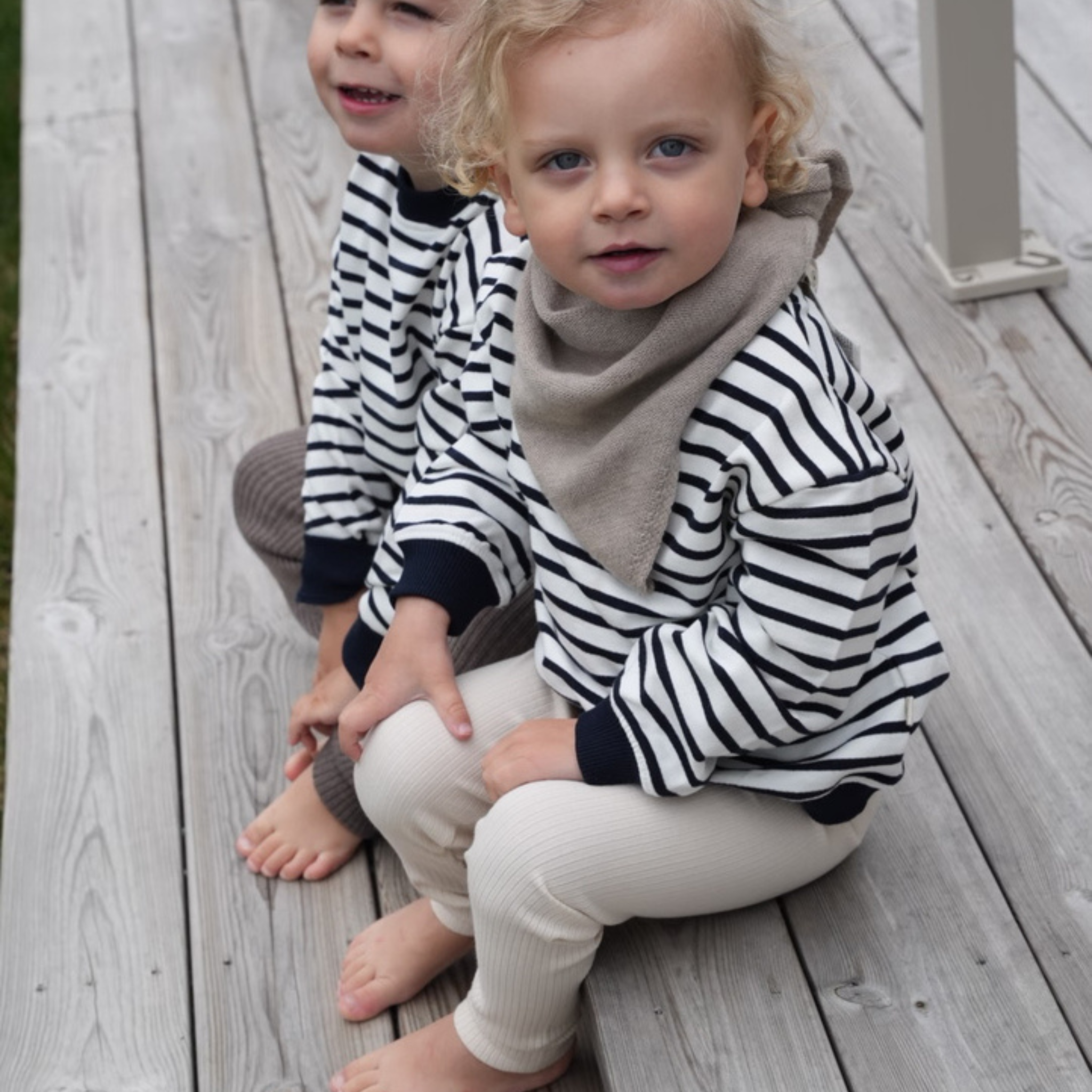 Set bestehend aus Sweatshirt Caspar und Leggings Vinni
